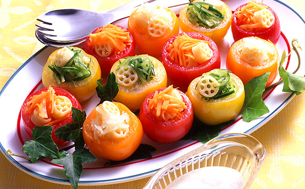 トマトカップサラダ ポッカサッポロフード ビバレッジ