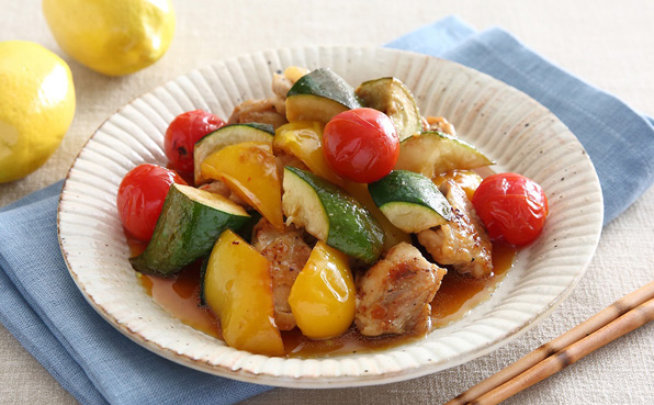 チキンと夏野菜のレモンマリネ