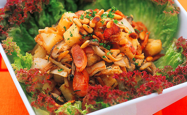 きのことポテトのホットサラダ ポッカサッポロフード ビバレッジ