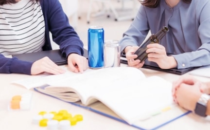 仕事を知る